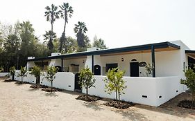 Nooitgedacht Guest Farm Cottages